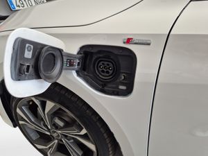 Audi A3 Sb 40 Tfsi 204cv Stronic Advance  - Foto 19