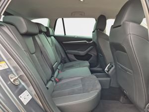 Skoda Octavia Combi 1.5 Tsi 110kw Dsg M-hev Plus  - Foto 17
