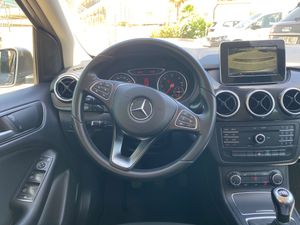 Mercedes Clase B B180 1.5 Diesel 110 CV  - Foto 15