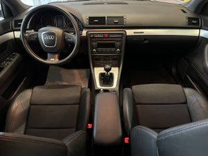 Audi A4 Avant 2.0 TDI quattro DPF 170cv   - Foto 10