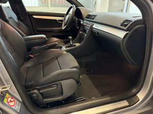 Audi A4 Avant 2.0 TDI quattro DPF 170cv   - Foto 14