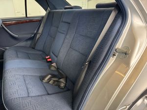 Mercedes Clase C 220CDI ELEGANCE   - Foto 8