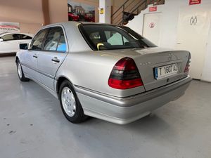 Mercedes Clase C 220CDI ELEGANCE   - Foto 5