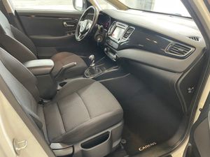 Kia Carens 1.7 CRDi VGT Emotion DCT 7pl Lux   - Foto 13