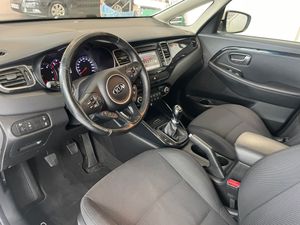Kia Carens 1.7 CRDi VGT Emotion DCT 7pl Lux   - Foto 7