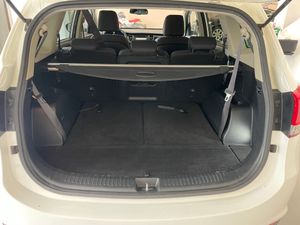 Kia Carens 1.7 CRDi VGT Emotion DCT 7pl Lux   - Foto 19