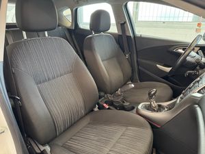 Opel Astra  1.7 CDTi 110 CV Sport   - Foto 14