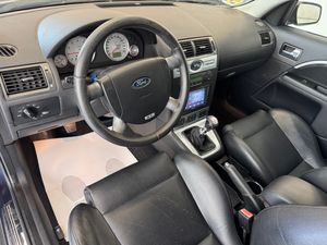 Ford Mondeo 3.0i V6 ST 220 Wagon   - Foto 7