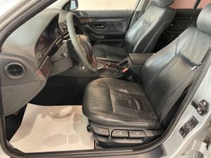 BMW Serie 5 525dA 163cv   - Foto 8