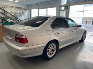 BMW Serie 5 525dA 163cv   - Foto 4