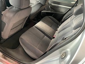 Peugeot 407 SW ST Confort Pack 2.2   - Foto 7