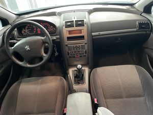 Peugeot 407 SW ST Confort Pack 2.2   - Foto 11