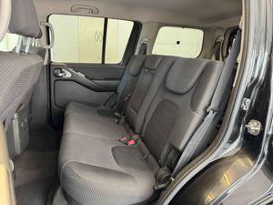 Nissan Pathfinder 2.5 dCi SE 7 plazas   - Foto 8