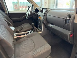 Nissan Pathfinder 2.5 dCi SE 7 plazas   - Foto 11