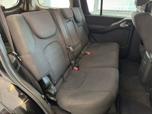 Nissan Pathfinder 2.5 dCi SE 7 plazas   - Foto 9