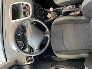 Peugeot 206 + 1.4i 75cv   - Foto 10