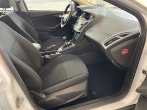 Ford Focus 1.0 Ecoboost    - Foto 13