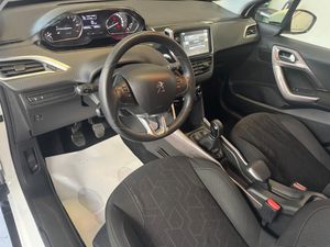 Peugeot 2008 Active 1.2 VTi 82   - Foto 6