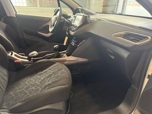 Peugeot 2008 Active 1.2 VTi 82   - Foto 9