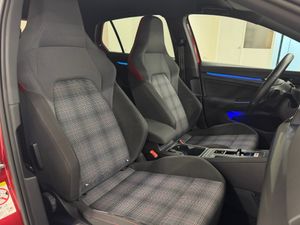 Volkswagen Golf GTI  - Foto 17