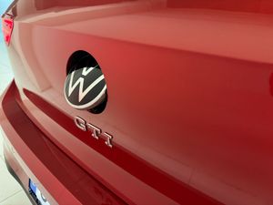 Volkswagen Golf GTI  - Foto 10