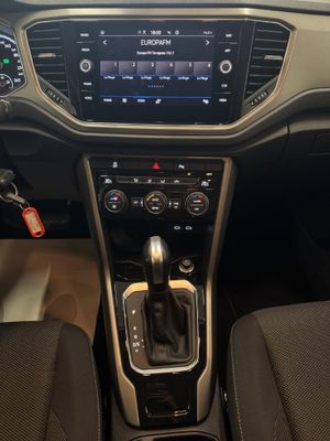 Volkswagen T-Roc Advance Style  - Foto 12