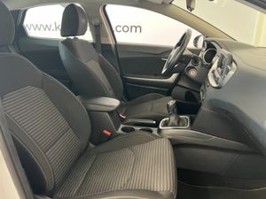 Kia XCeed Concept  - Foto 8