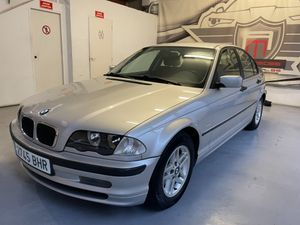 BMW Serie 3 320dA  - Foto 2