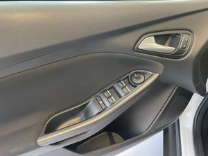 Ford Focus 1.0 ECOBOOST  - Foto 5