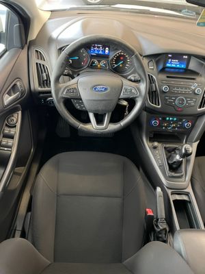 Ford Focus 1.0 ECOBOOST  - Foto 11