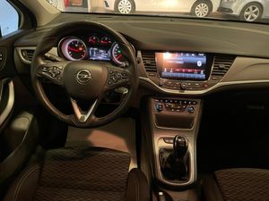 Opel Astra Dynamic Sportwagon  - Foto 13