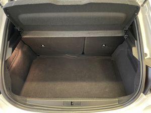 Peugeot 208 Hybrid 100 Allure  - Foto 12