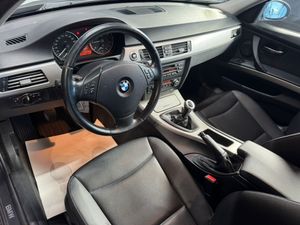 BMW Serie 3 318d  - Foto 7