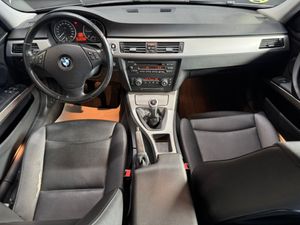 BMW Serie 3 318d  - Foto 6