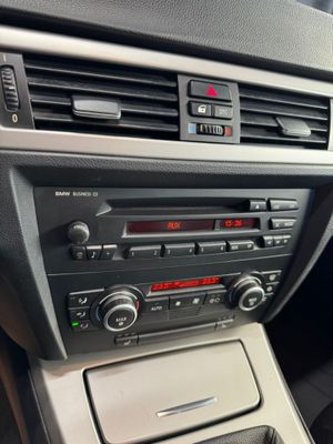 BMW Serie 3 318d  - Foto 14