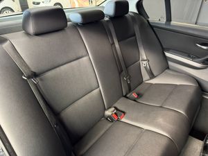 BMW Serie 3 318d  - Foto 12