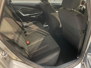 Ford Fiesta Trend  - Foto 10