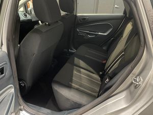 Ford Fiesta Trend  - Foto 12