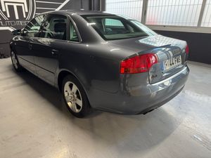 Audi A4 2.0 TDI  - Foto 5