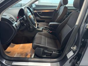 Audi A4 2.0 TDI  - Foto 12