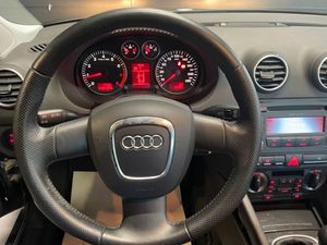 Audi A3 1.6 FSI Ambition  - Foto 14