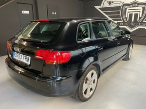 Audi A3 1.6 FSI Ambition  - Foto 4