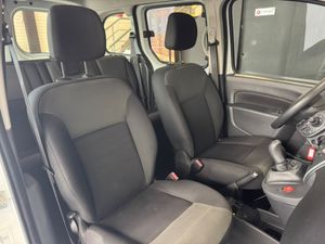 Renault Kangoo Profesional  - Foto 9