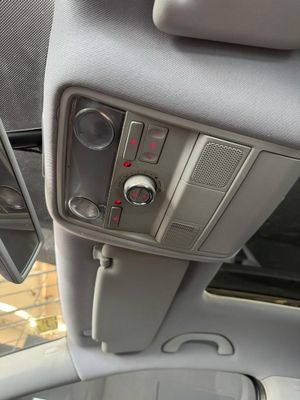 Volkswagen Touran Advance  - Foto 15