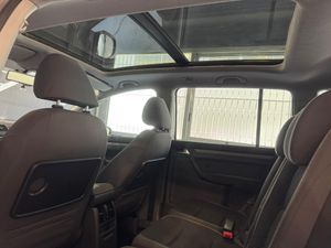 Volkswagen Touran Advance  - Foto 23