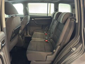 Volkswagen Touran Advance  - Foto 22