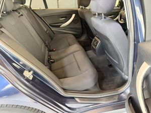 BMW Serie 3 318 d  - Foto 16