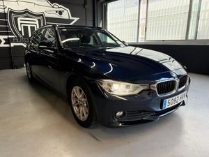 BMW Serie 3 318 d  - Foto 3