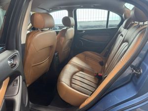 Jaguar X Type 2.5  - Foto 18