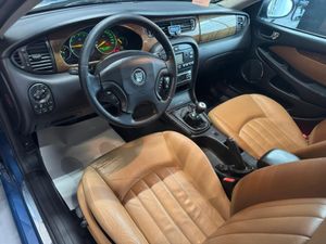 Jaguar X Type 2.5  - Foto 8